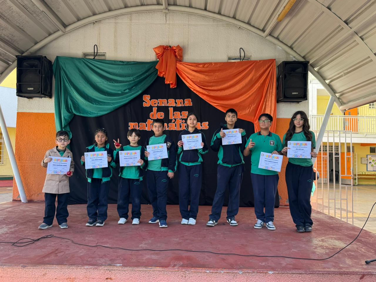 Reconocimiento a los Participantes de la III Olimpiada de Matemática